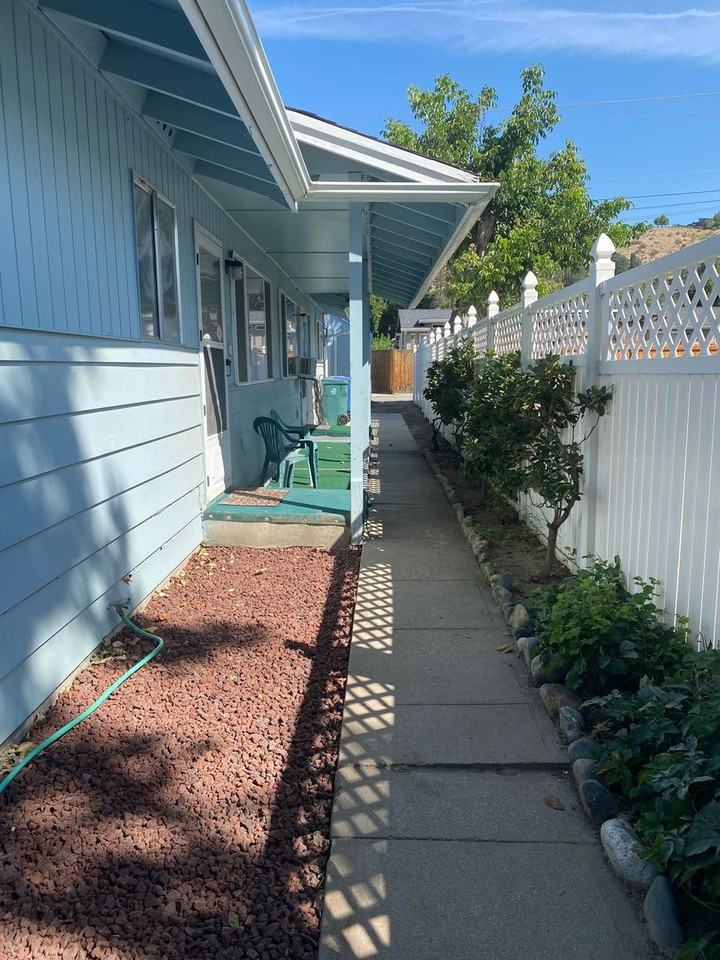 129 E Allen Ave - Photo 2 of 14