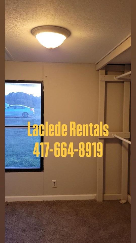 33910 Osgood Dr - Photo 3 of 6