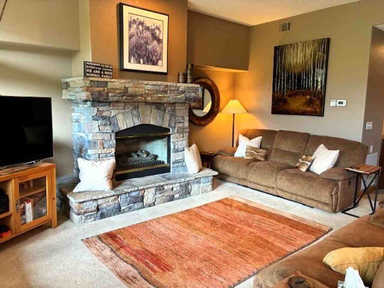 113 Alegra Ln - Photo 3 of 33