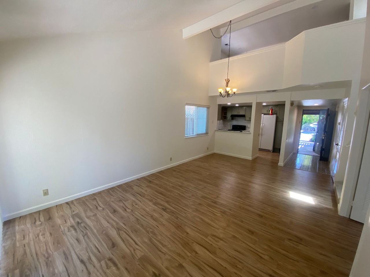 4049 San Francisco Ter - Photo 2 of 14