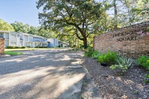 featured image of 6637 Jackson Sq