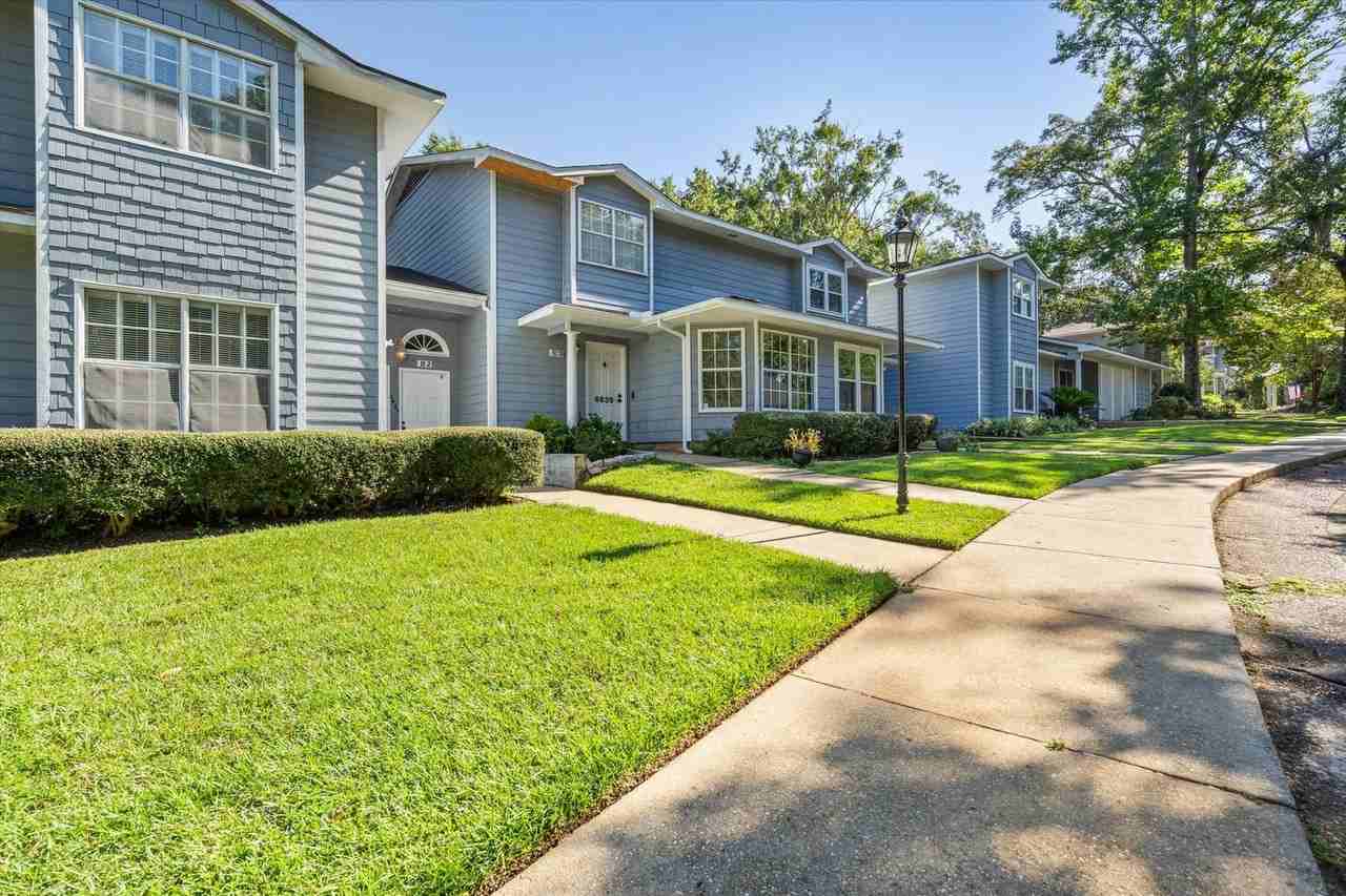 6637 Jackson Sq - Photo 3 of 23