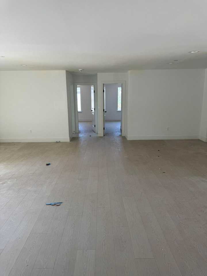 3905 1st Avenue - Photo 5 of 17