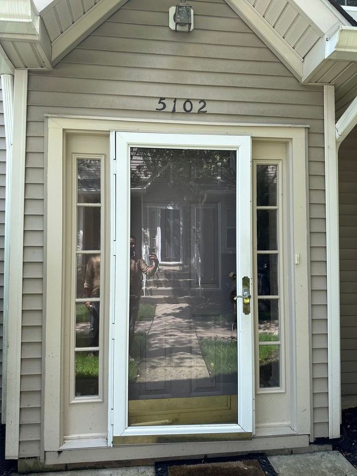 5102 Essex Ln - Photo 3 of 19