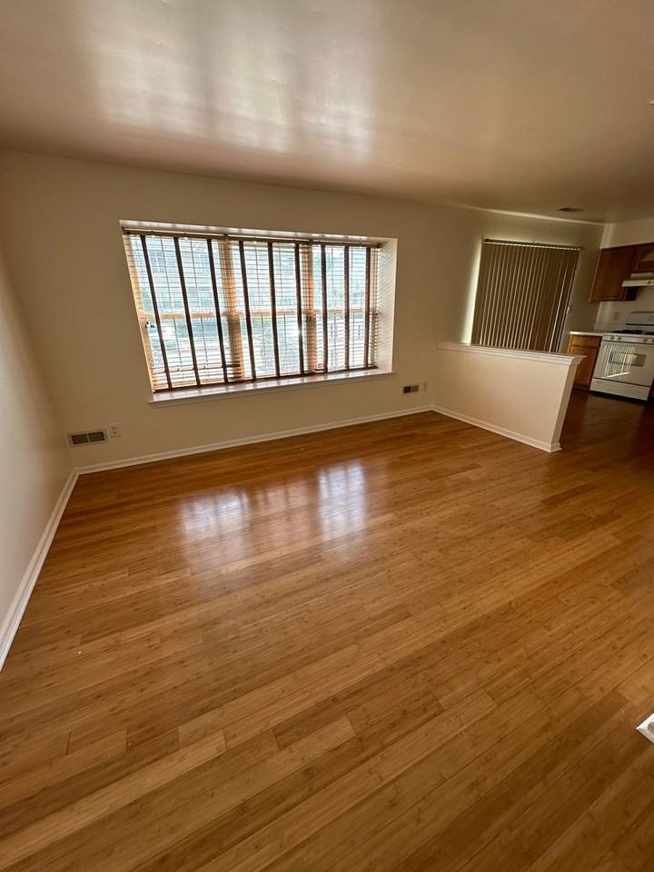 5102 Essex Ln - Photo 5 of 19