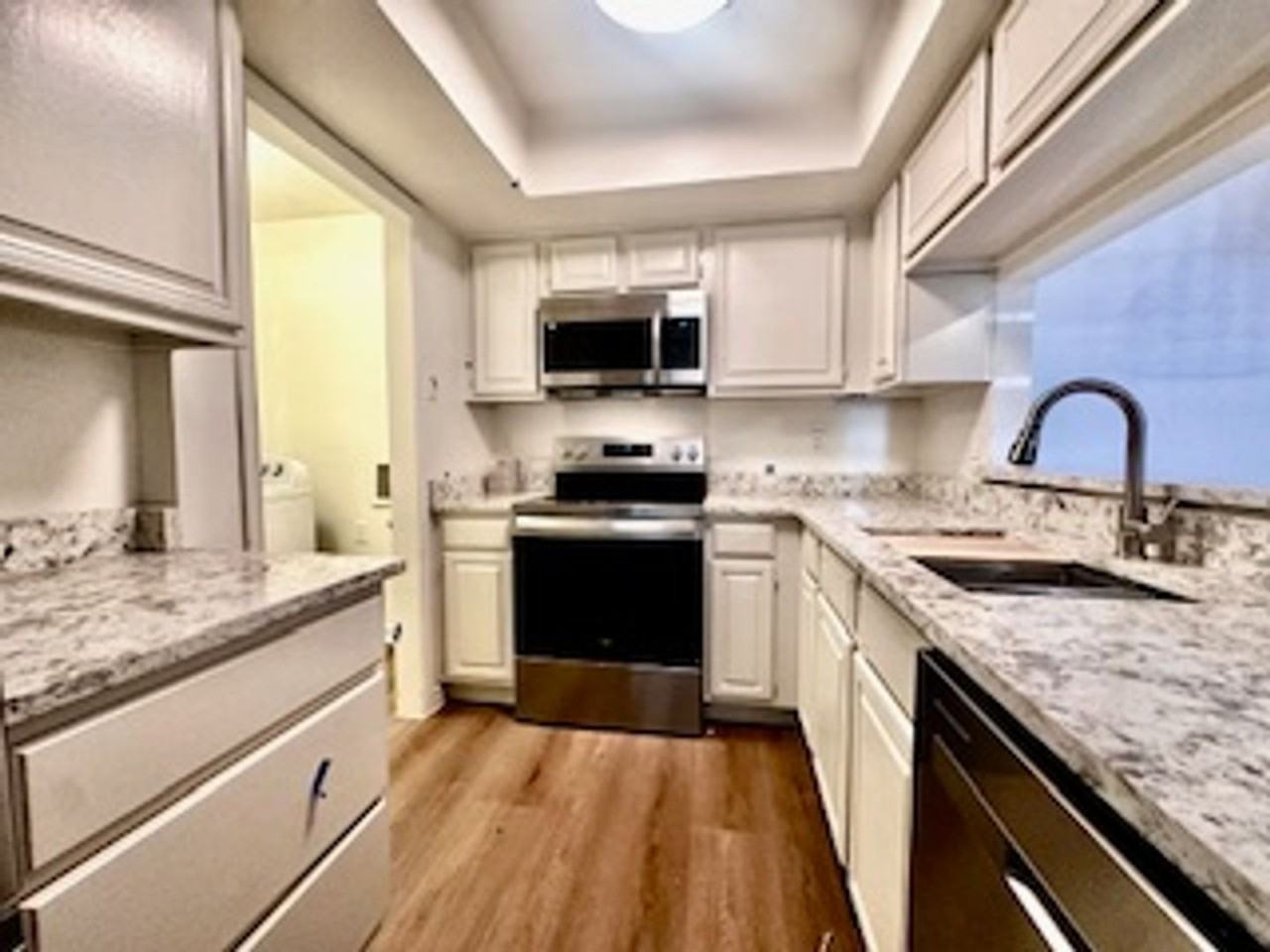 3609 W Northgate Dr - Photo 6 of 17