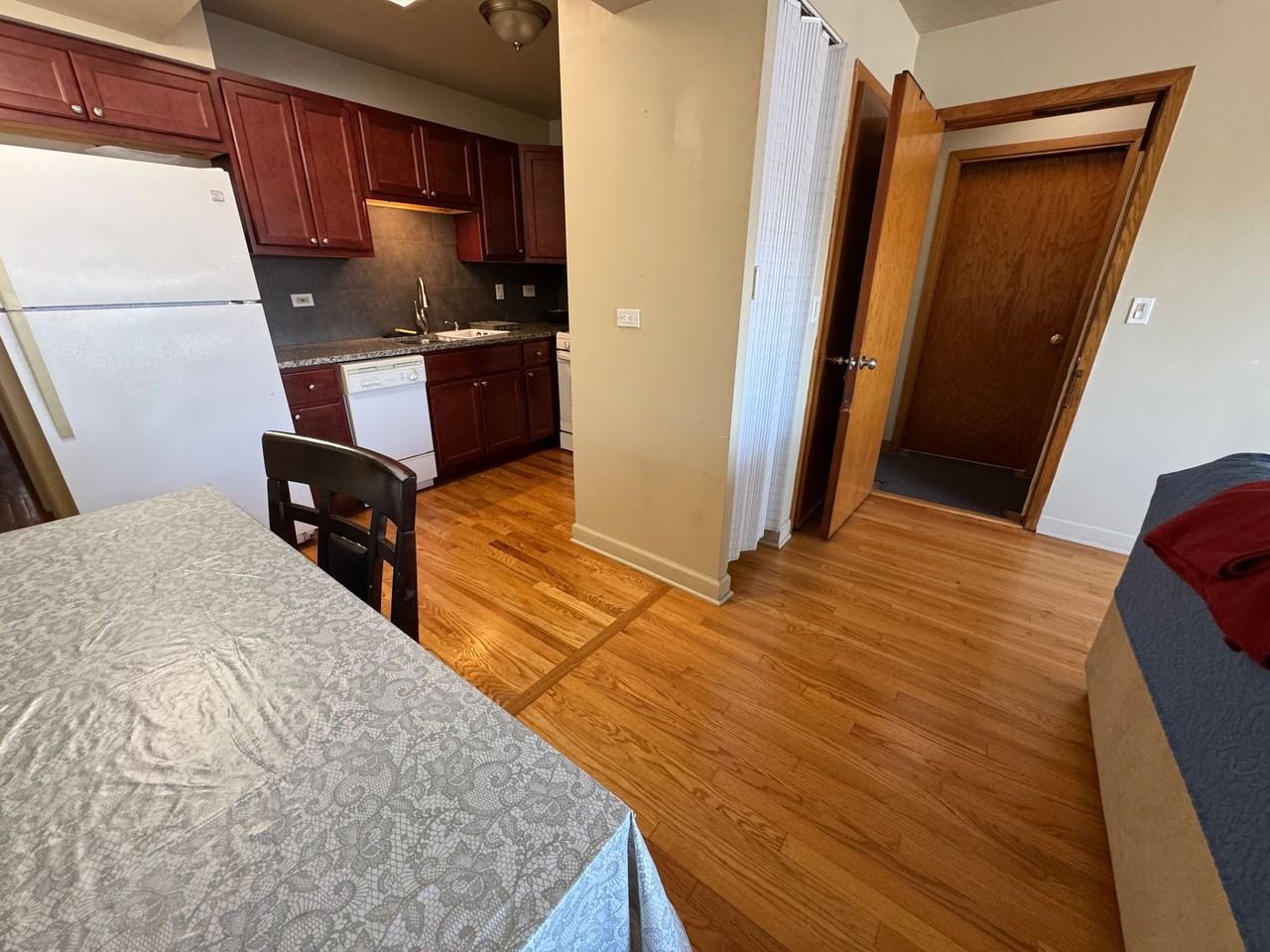 6215 W Belmont Ave - Photo 7 of 20