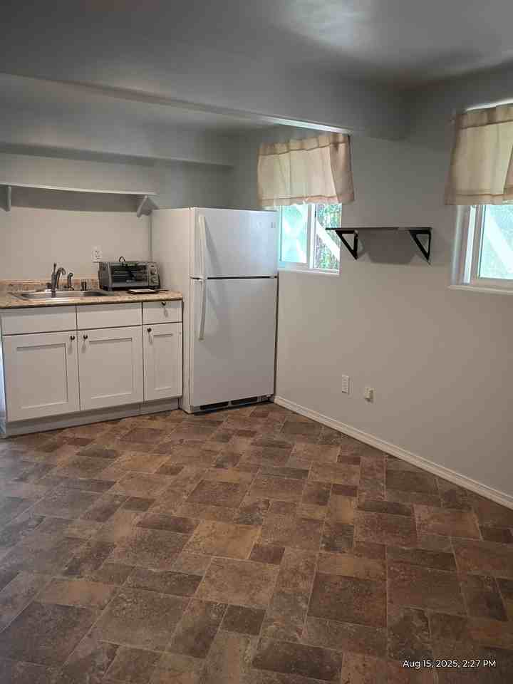15-1823 23rd Ave - Photo 2 of 10