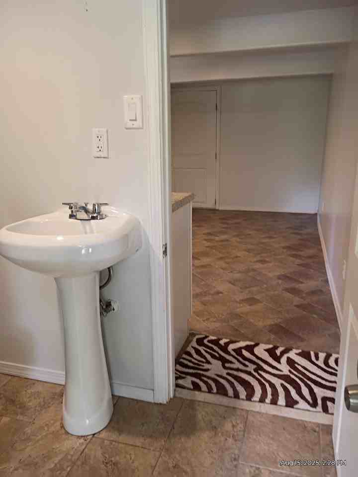 15-1823 23rd Ave - Photo 3 of 10