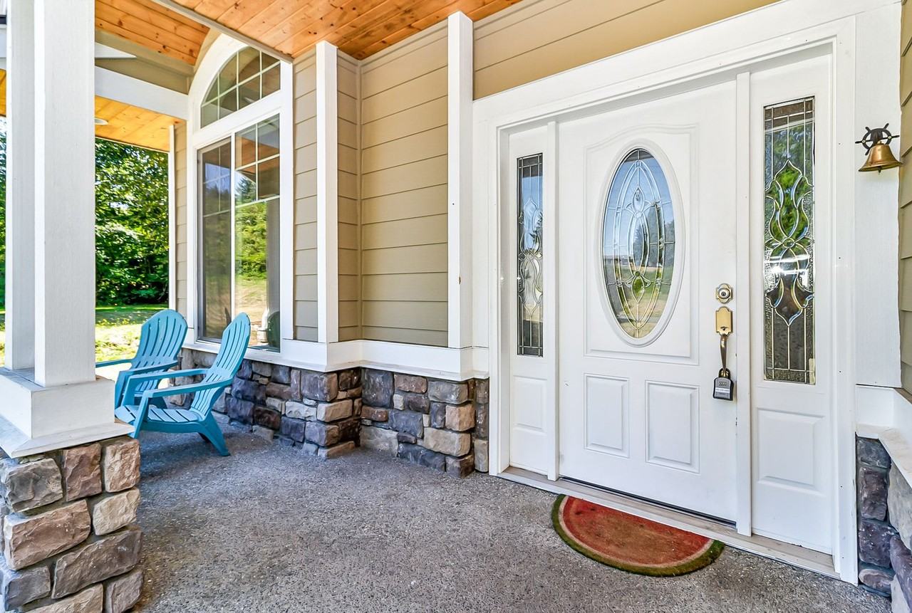 16228 3 Lakes Rd - Photo 2 of 41