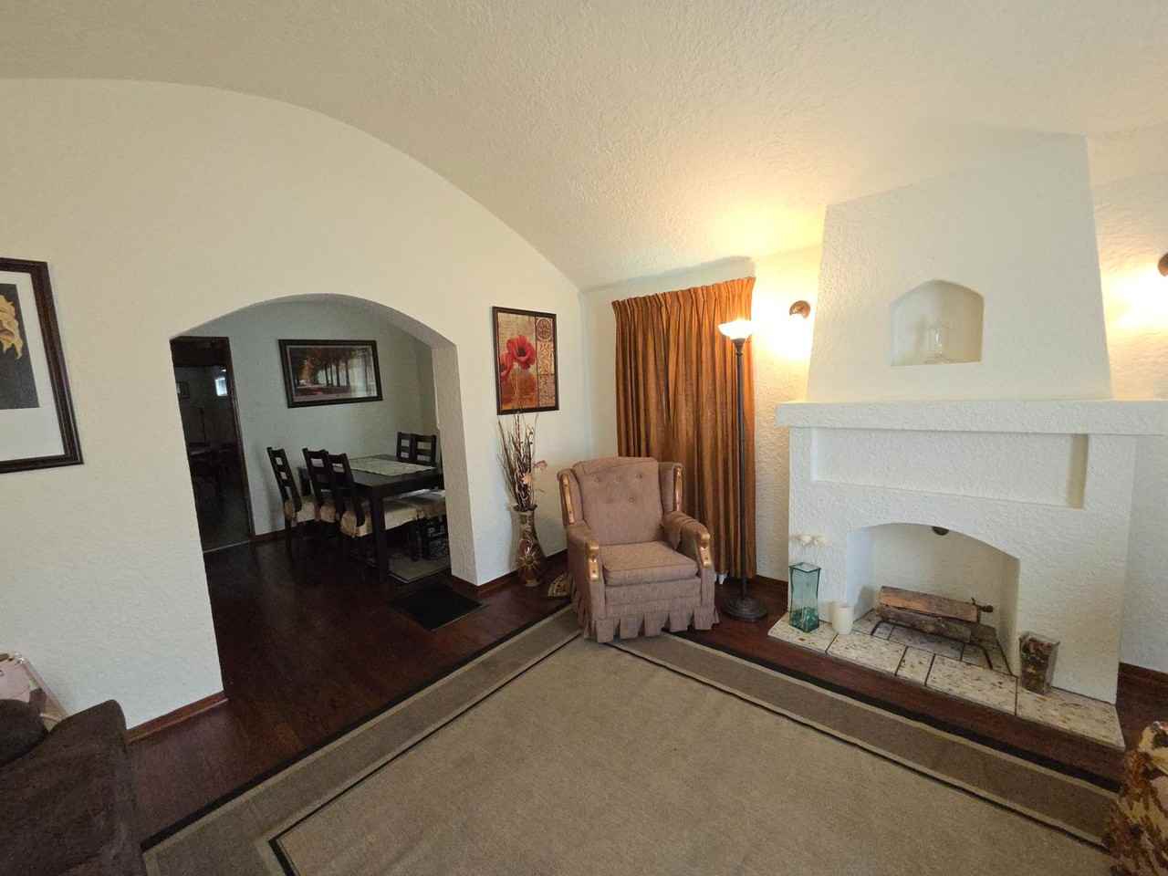 1424 E Poinsettia St - Photo 2 of 15