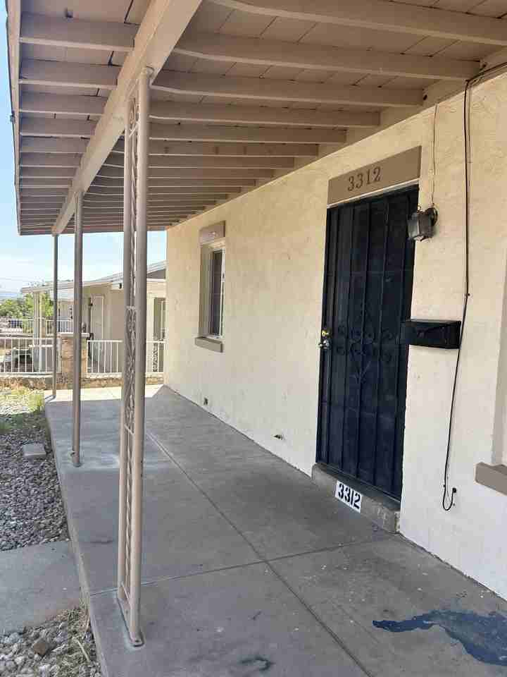 3312 Harrison Ave - Photo 6 of 19