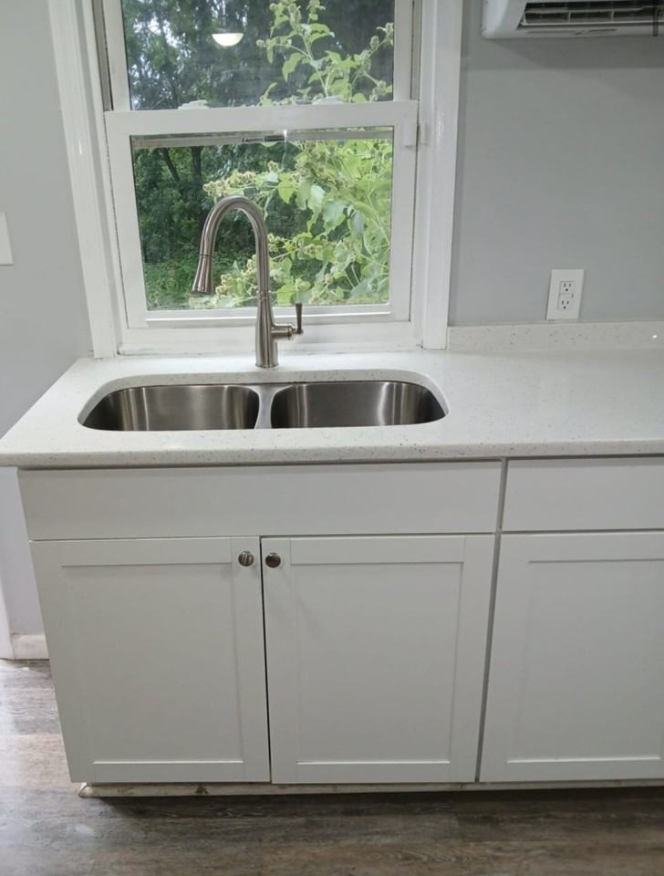 720 Rockbridge Ave #B - Photo 3 of 8