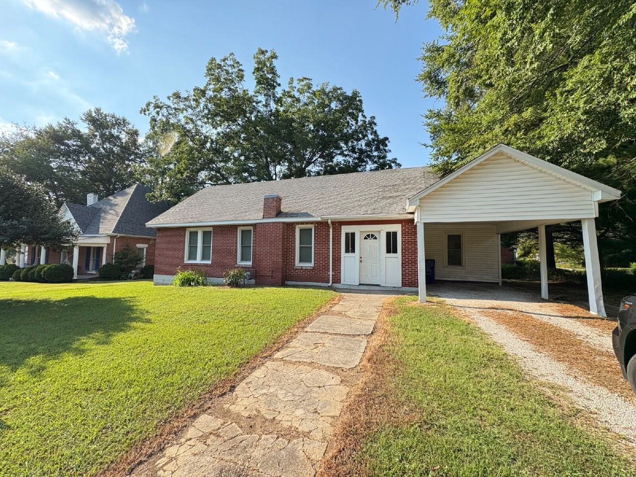 239 E Main St - Photo 2 of 12