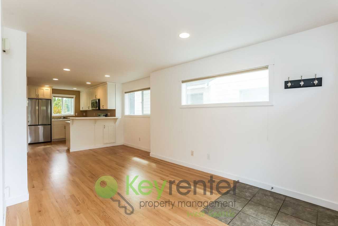 8450B 25th Ave Sw - Photo 2 of 22