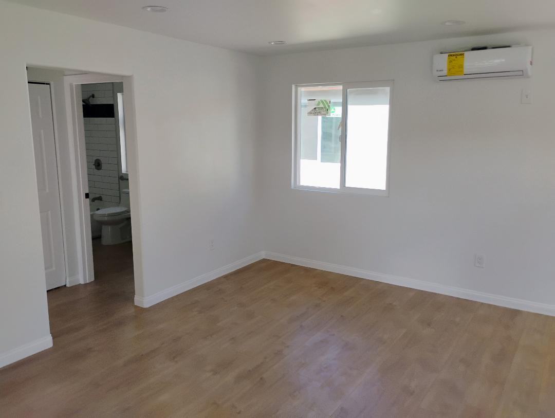 11812 Berendo Ave Unit A #NA - Photo 3 of 13