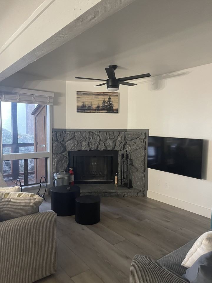 315 Olympic Ct #C - Photo 3 of 20