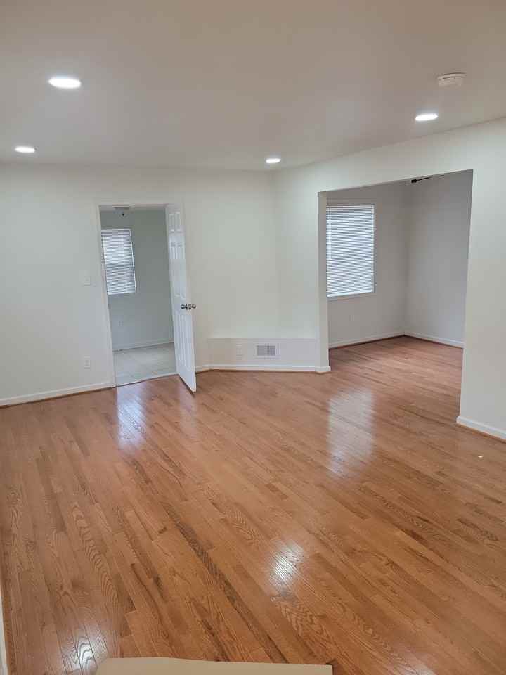 7107 Greenvale Parkway #NA - Photo 2 of 19