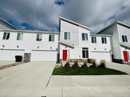 featured image of 327 Northeast Otter Drive #327