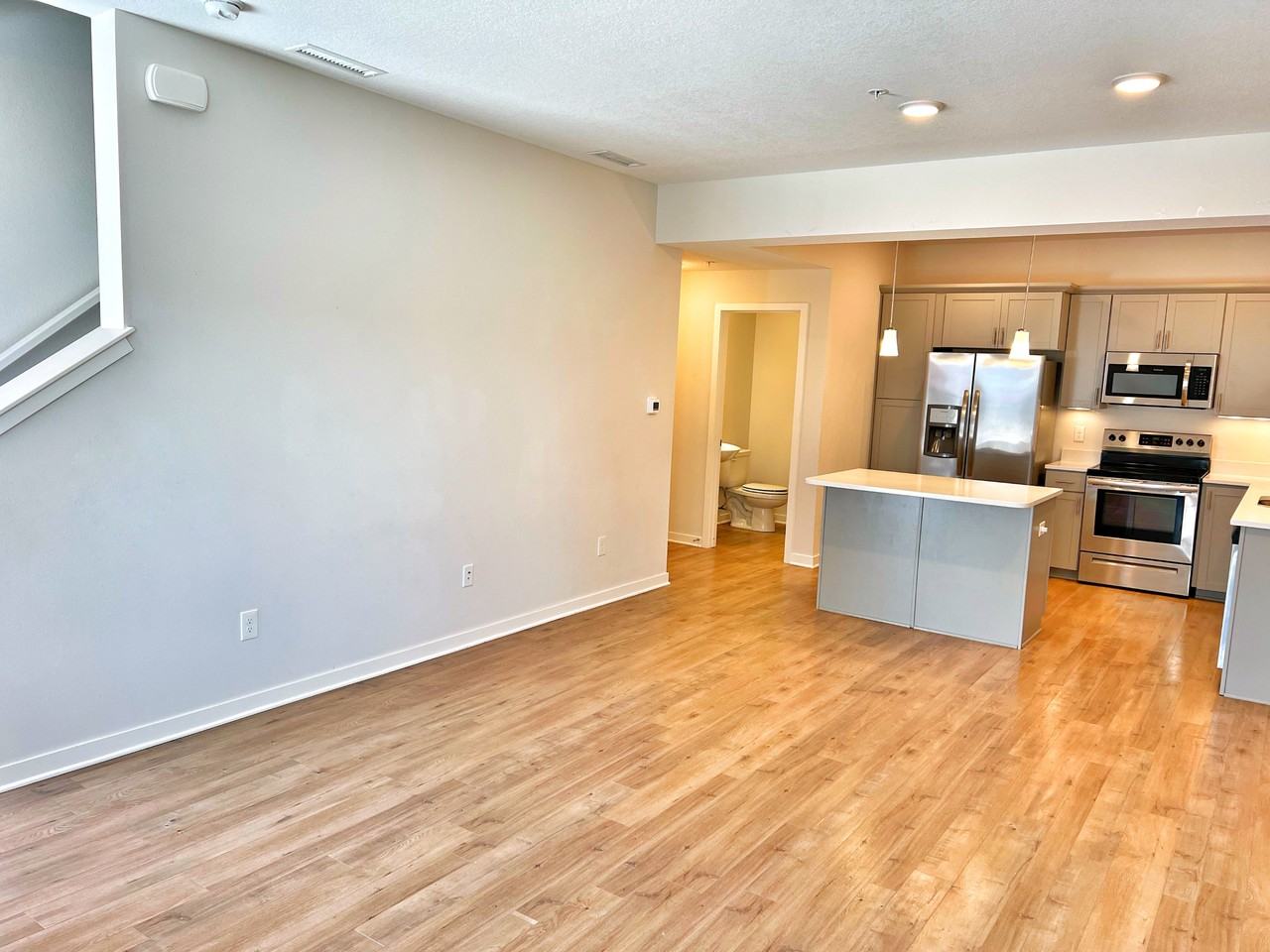 327 Northeast Otter Drive #327 - Photo 5 of 44