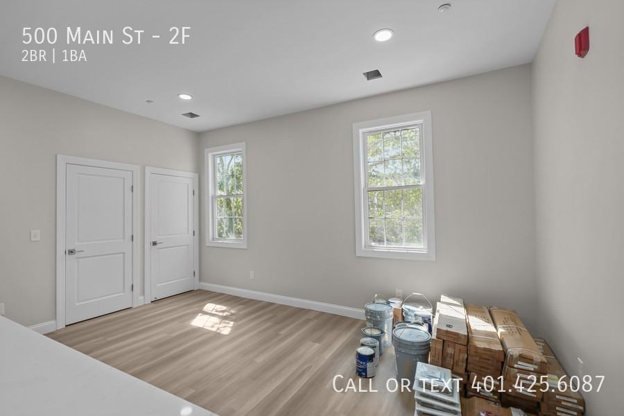 500 Main Street #2F - Photo 5 of 12