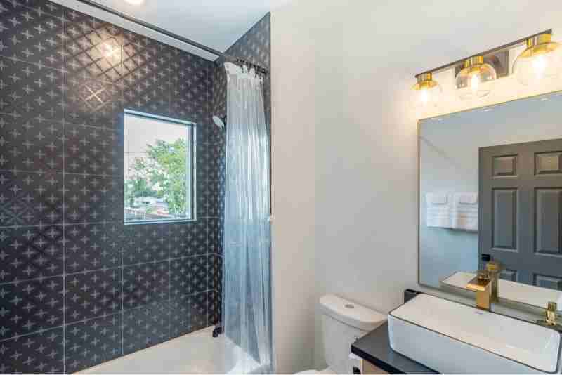 7918 Ritz St - Photo 6 of 12