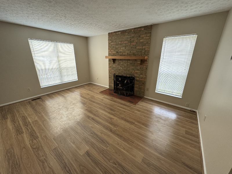 7766 Hansgrove Ct - Photo 6 of 20