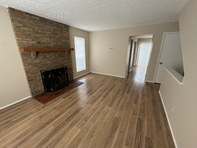 7766 Hansgrove Ct - Photo 7 of 20