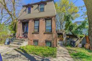 featured image of 724 3rd Ave #BS