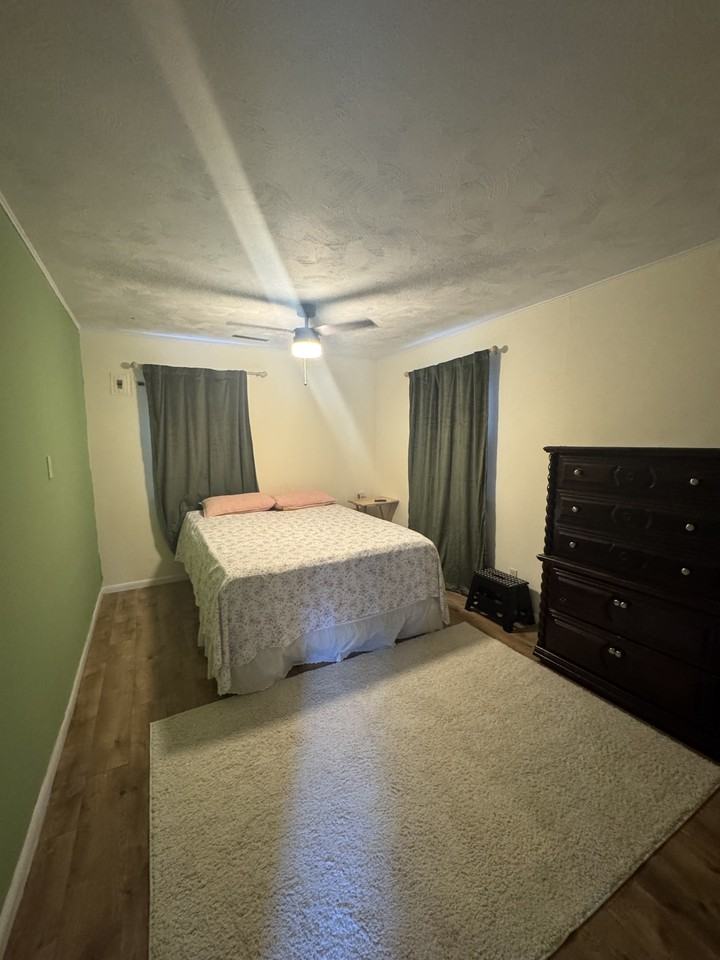 333 1/2 5th St - Photo 3 of 7