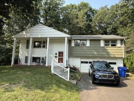 40 Greenfield Dr - Photo 1 of 1