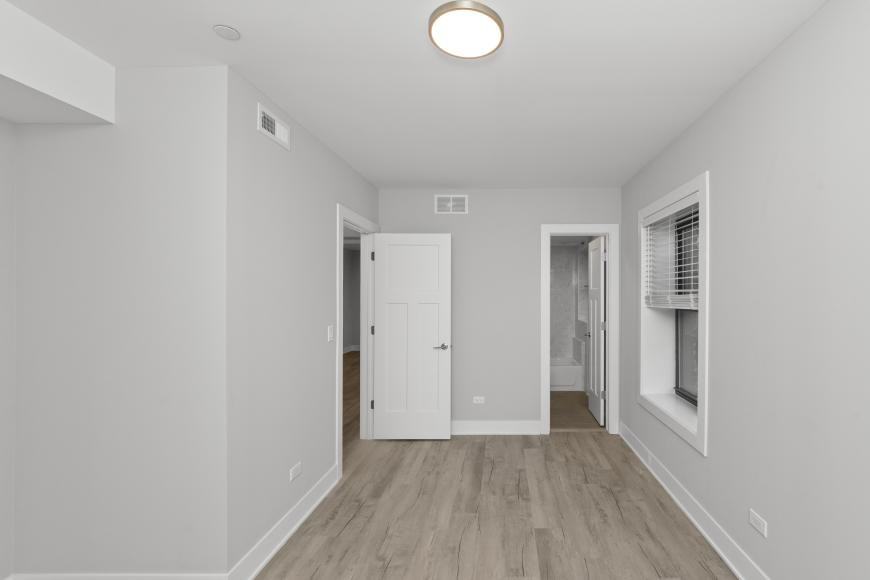 1133 Oak Avenue - Photo 5 of 7