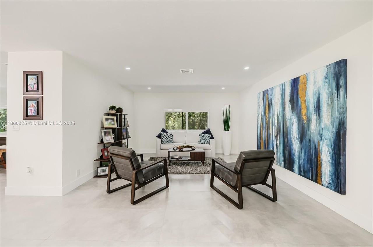 17460 Sw 85th Ave - Photo 6 of 49