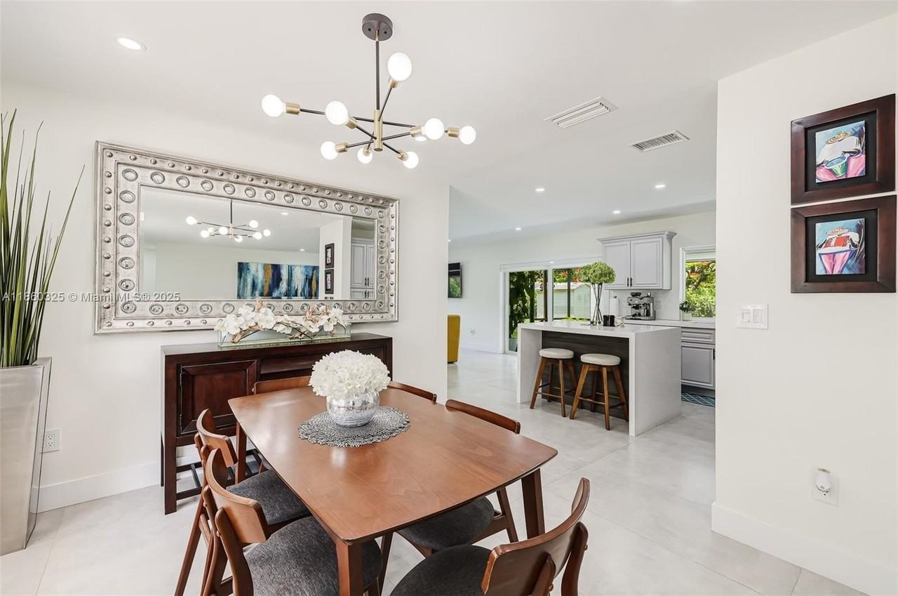 17460 Sw 85th Ave - Photo 7 of 49