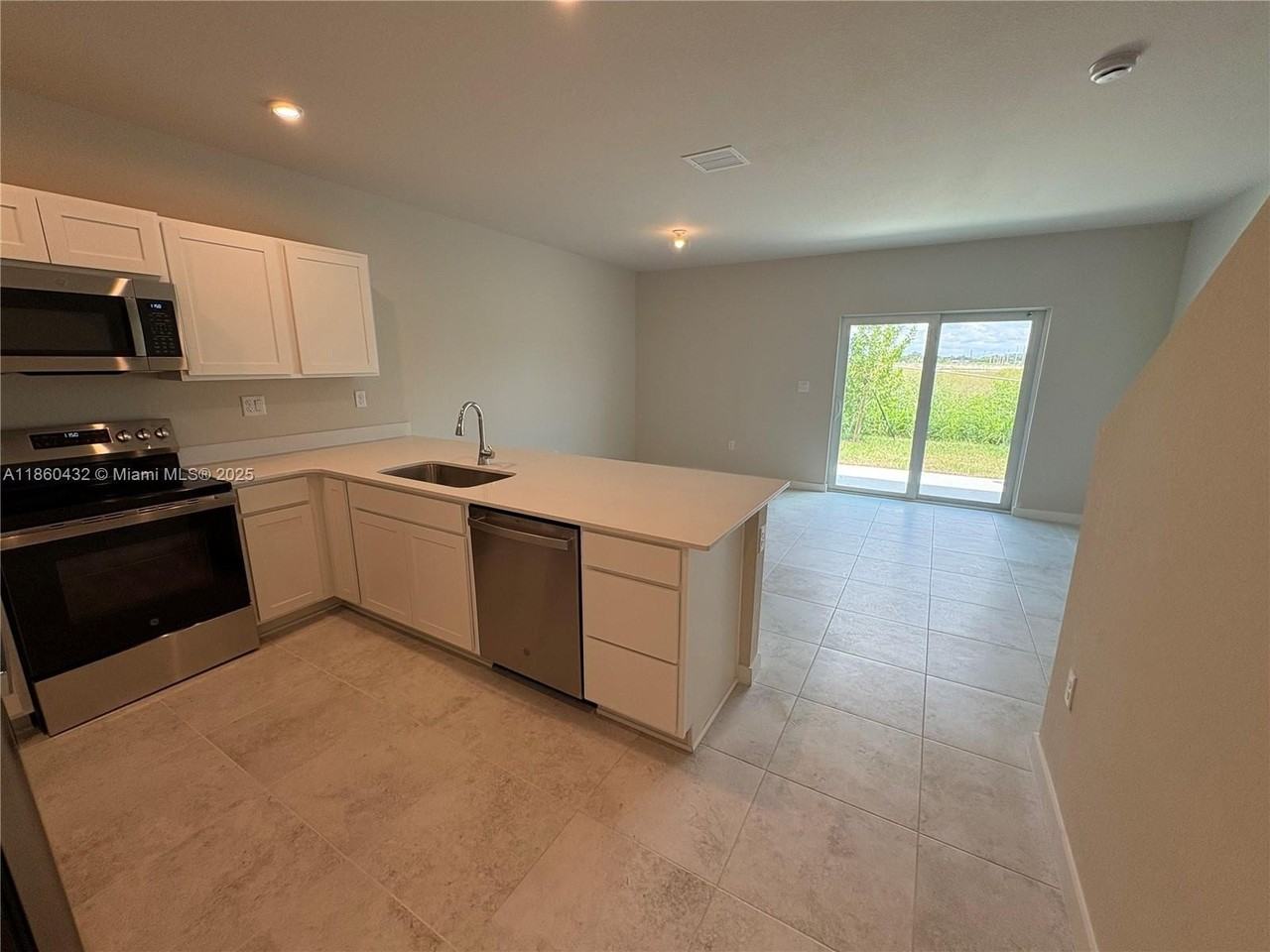 1014 West Davis Parkway #1014 - Photo 6 of 19