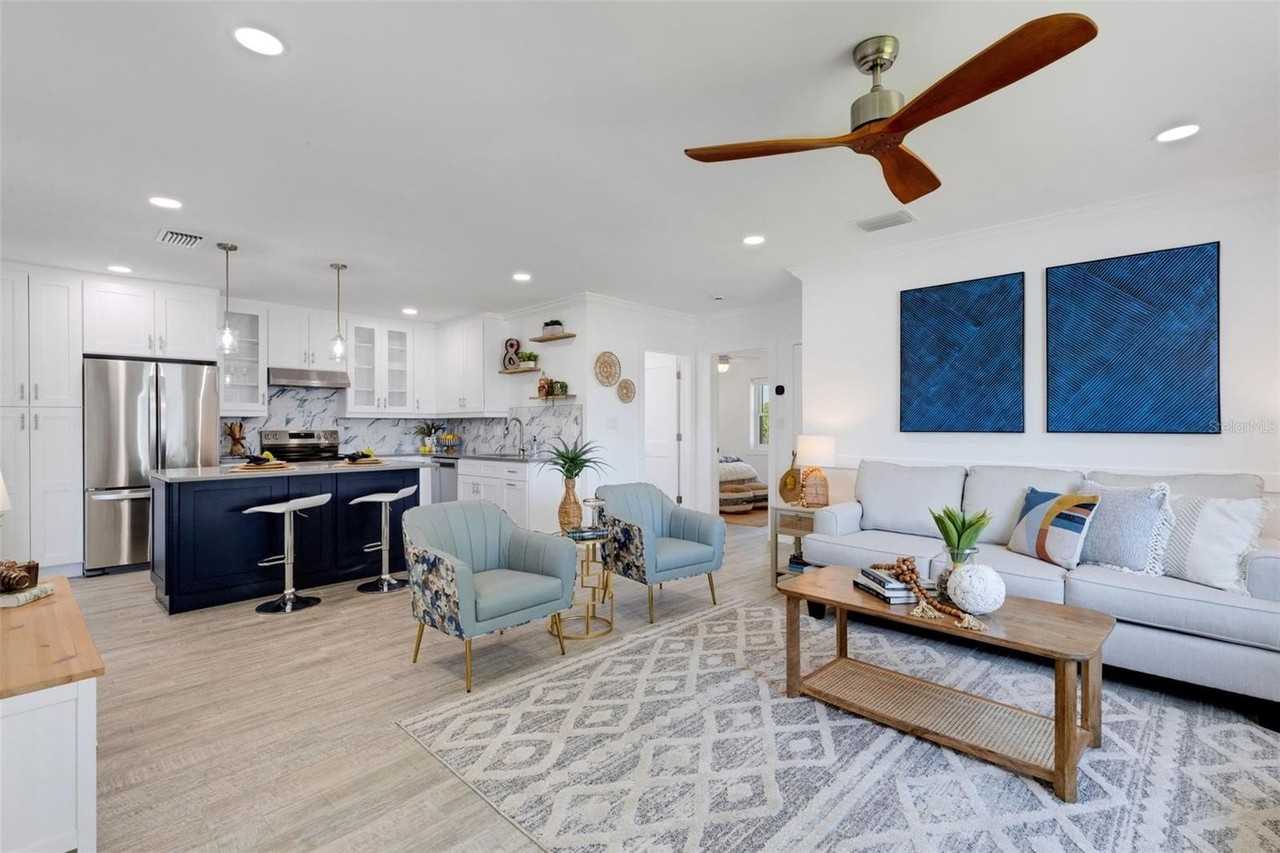 4321 Sunrise Dr S - Photo 6 of 25