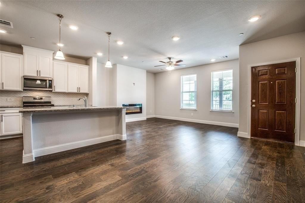 7813 Sunset Blvd - Photo 2 of 15