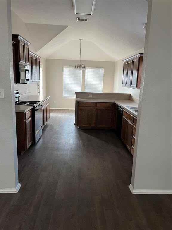 1601 Country Hls - Photo 4 of 8