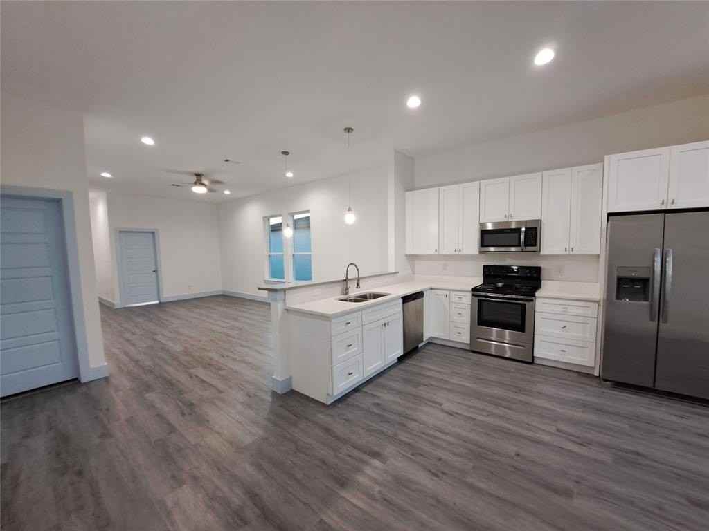 3235 Noor St - Photo 5 of 19