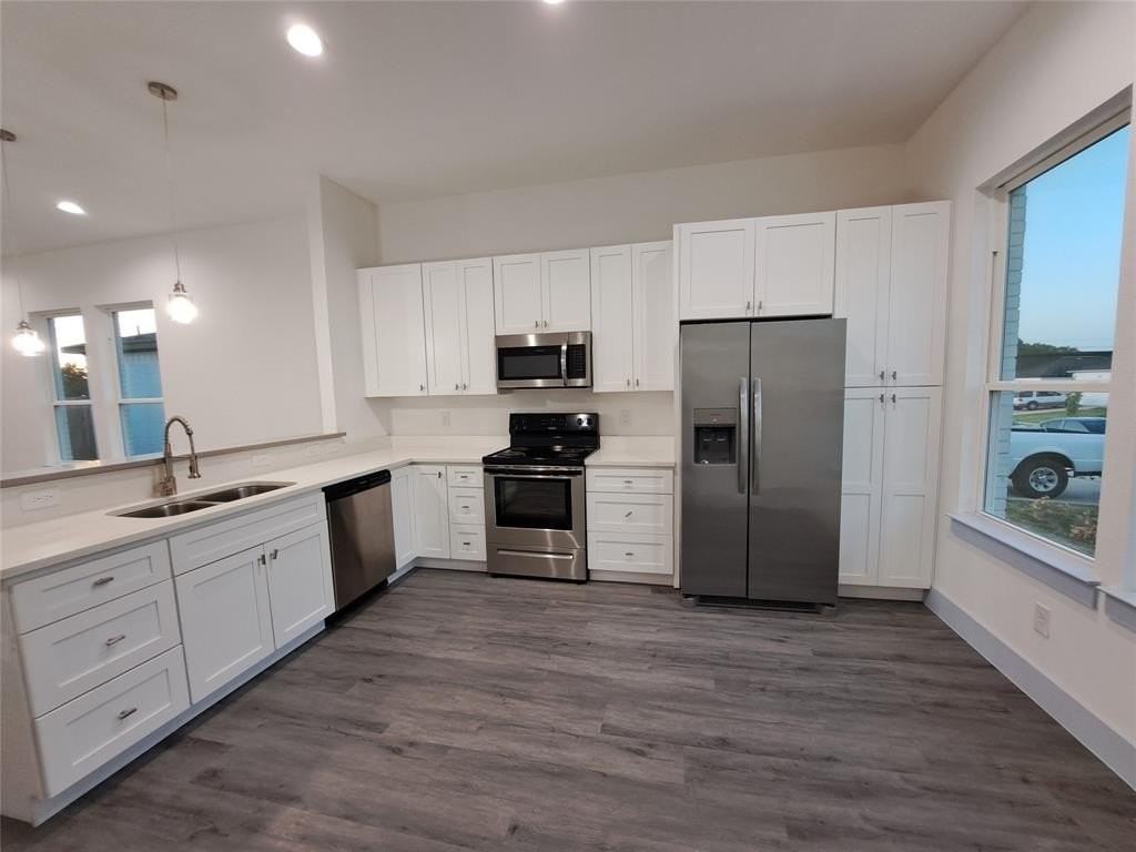 3235 Noor St - Photo 6 of 19