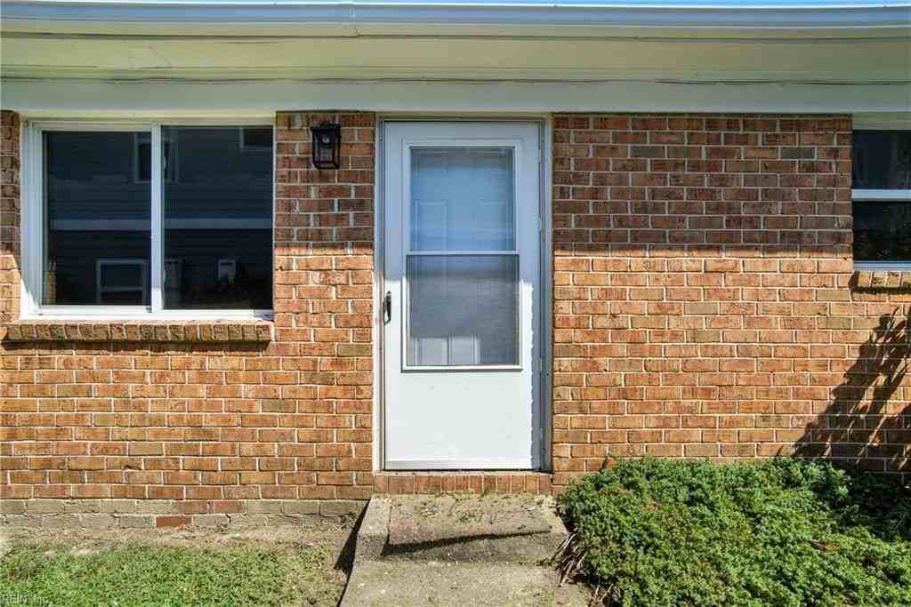 4425 Ocean View Avenue #A - Photo 3 of 16