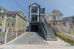 featured image of 515 Walnut Street