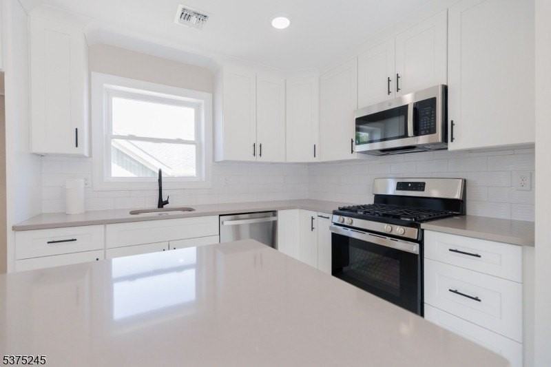 515 Walnut Street - Photo 4 of 29