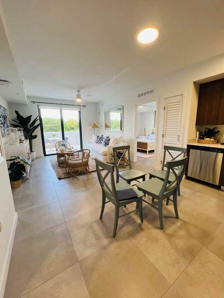 8220 Nw 48th St #305 - Photo 6 of 12