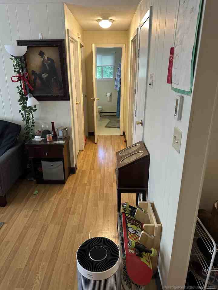 9 Beacon St #1 - Photo 5 of 11