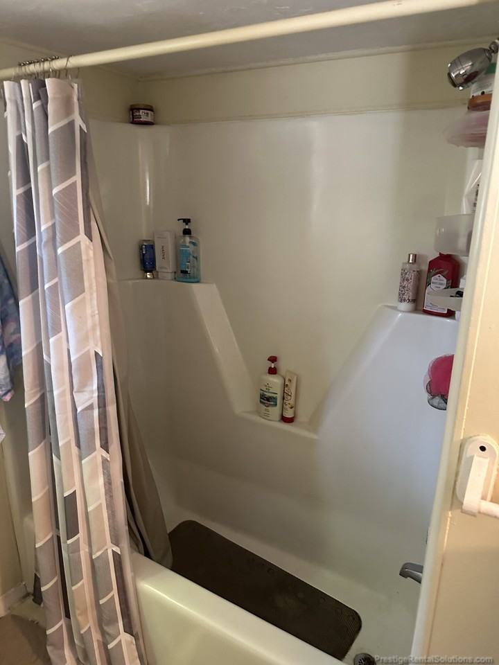 9 Beacon St #1 - Photo 7 of 11
