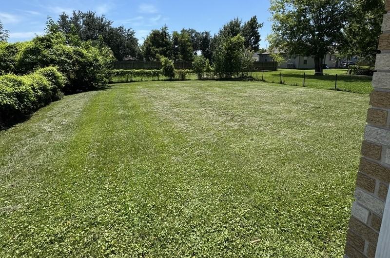 208 W Genie St - Photo 6 of 6
