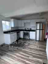 725 Edith Blvd Se #D - Photo 1 of 1