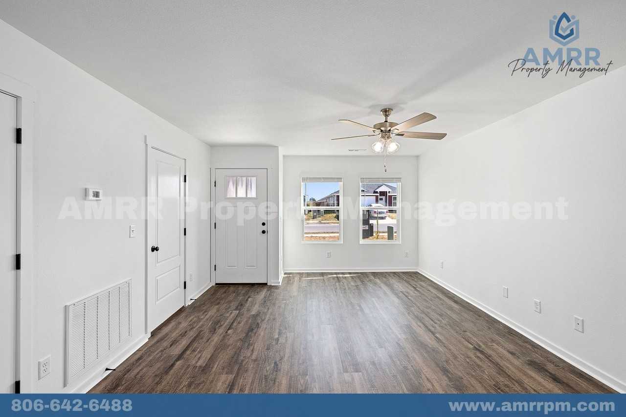 752 Short Leaf Ln - Photo 3 of 22