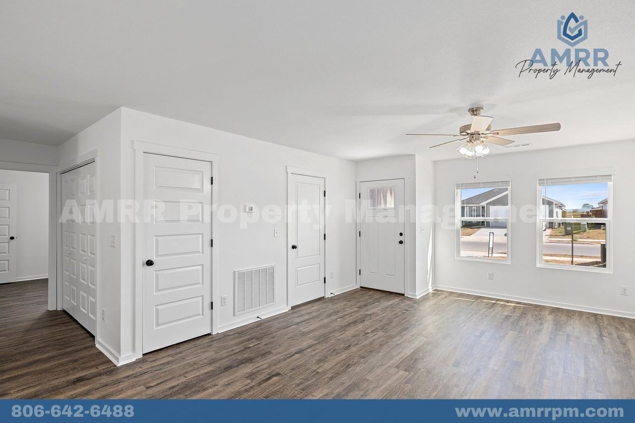 752 Short Leaf Ln - Photo 4 of 22